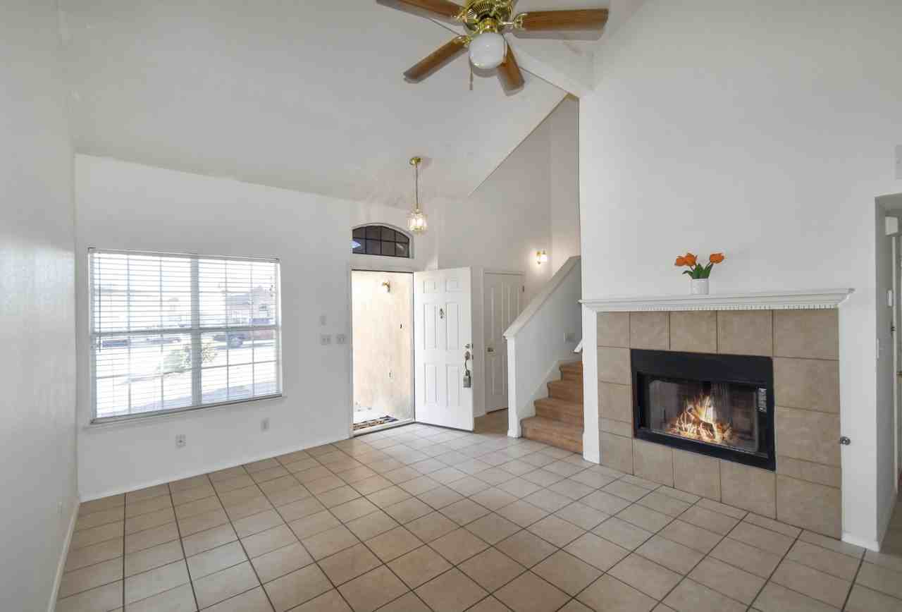 12161 Sun Bridge Pl - Photo 6 of 28