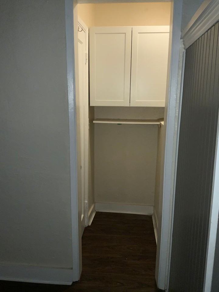 1716 Sonoma Blvd - Photo 3 of 14