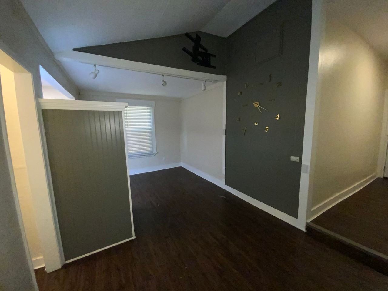 1716 Sonoma Blvd - Photo 5 of 14