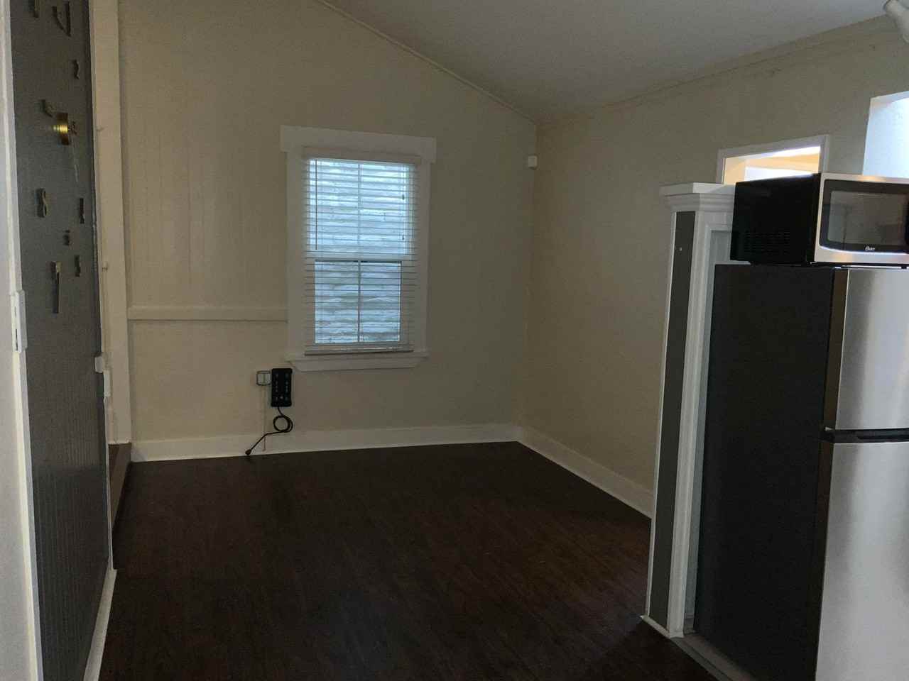1716 Sonoma Blvd - Photo 6 of 14