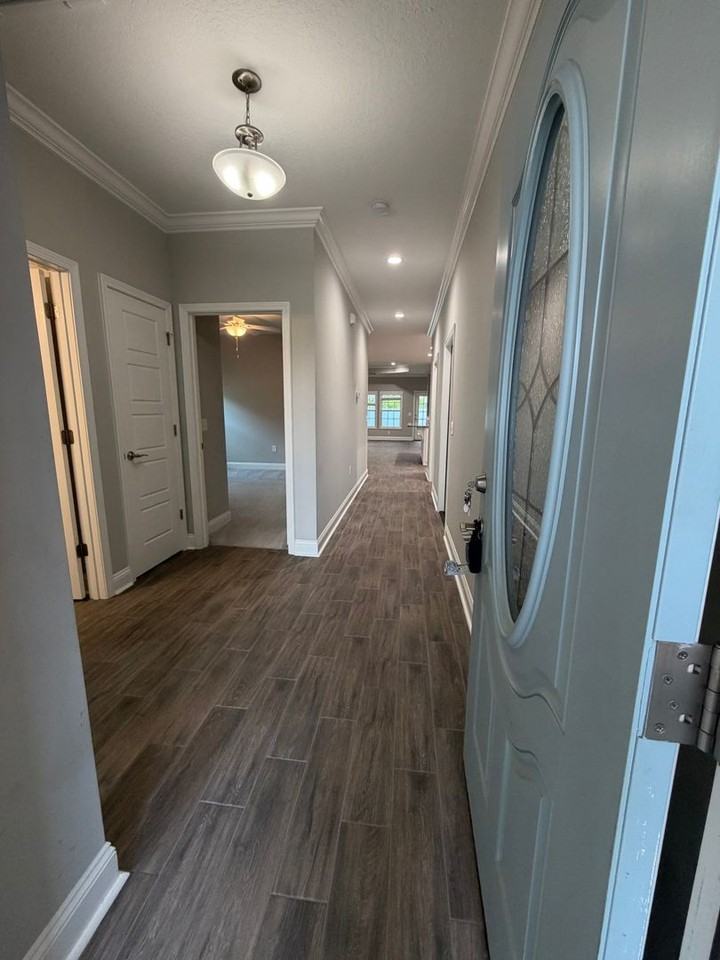 158 The Villas Way - Photo 2 of 50