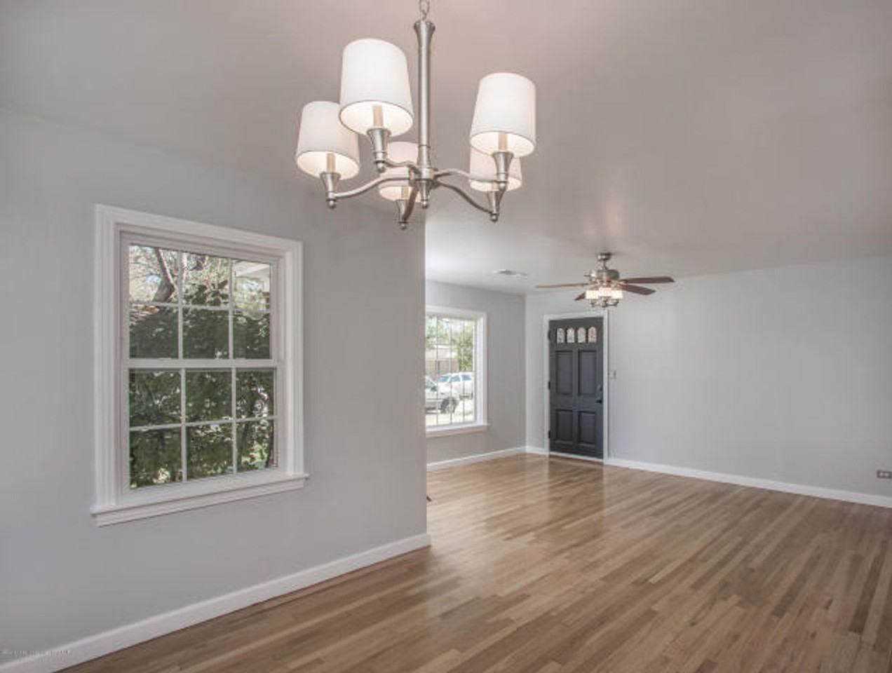 108 Wayside Dr - Photo 4 of 18