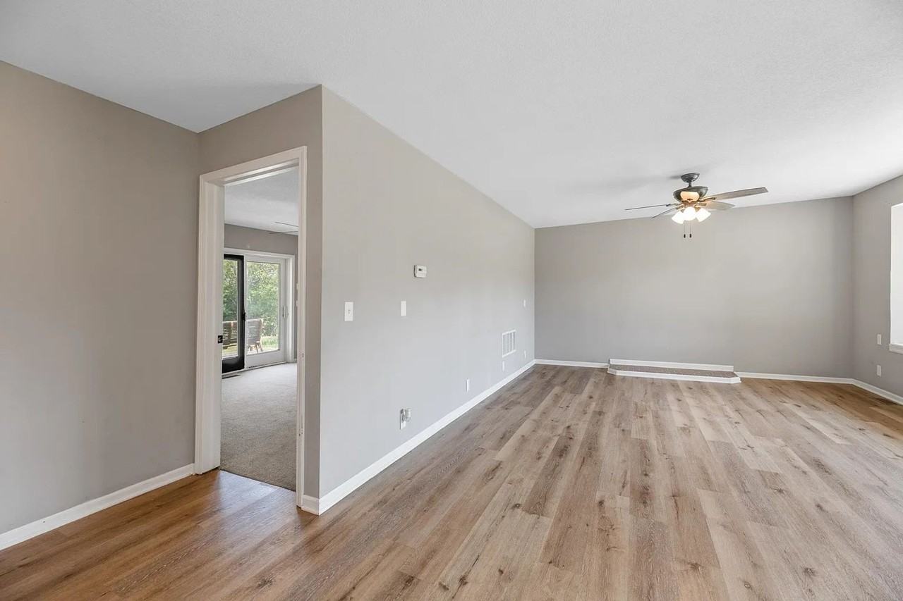 15120 15120 E 63rd St- FOR RENT - Photo 4 of 35