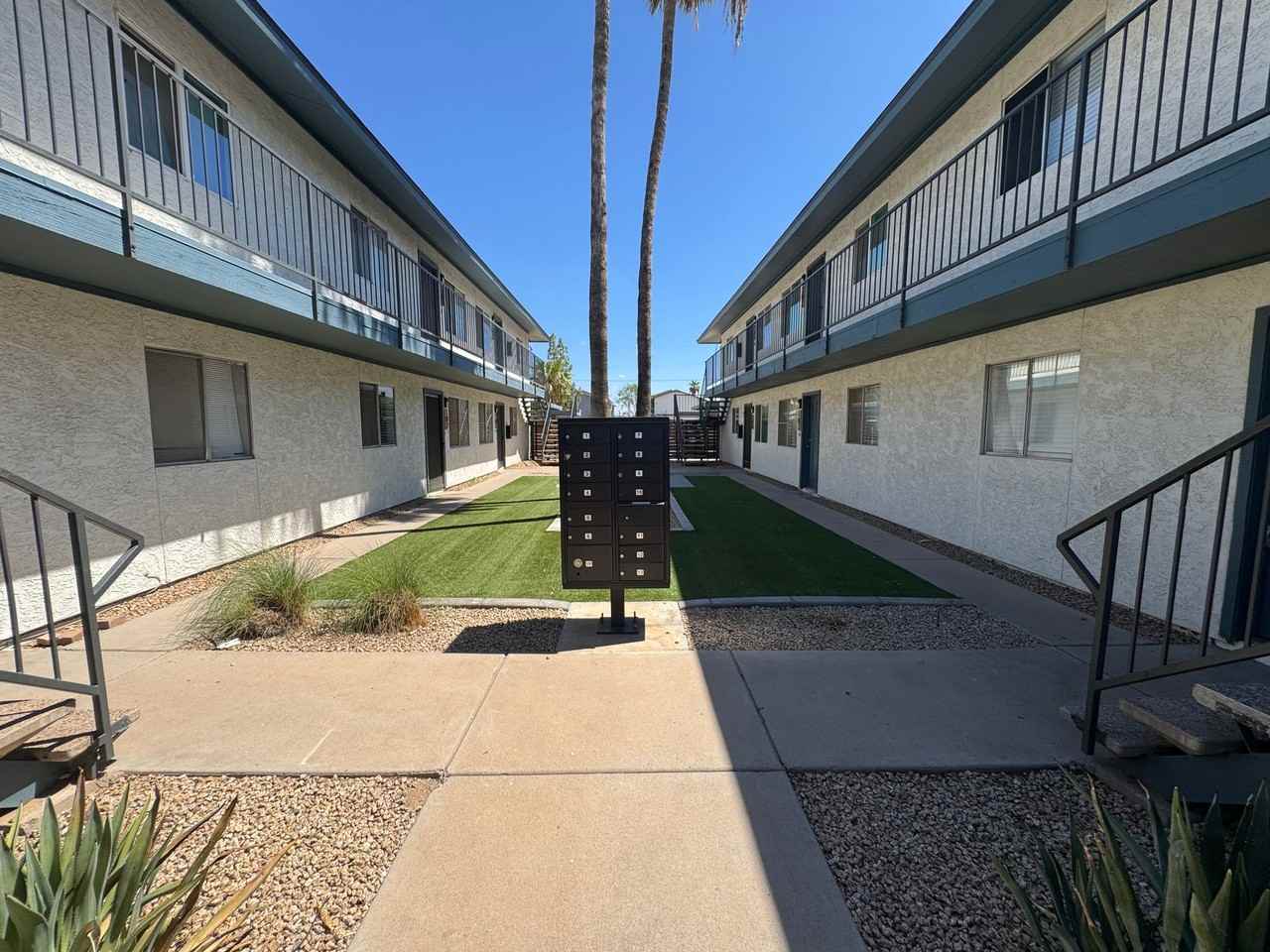 Catalina Apartment Homes - Photo 7 of 9