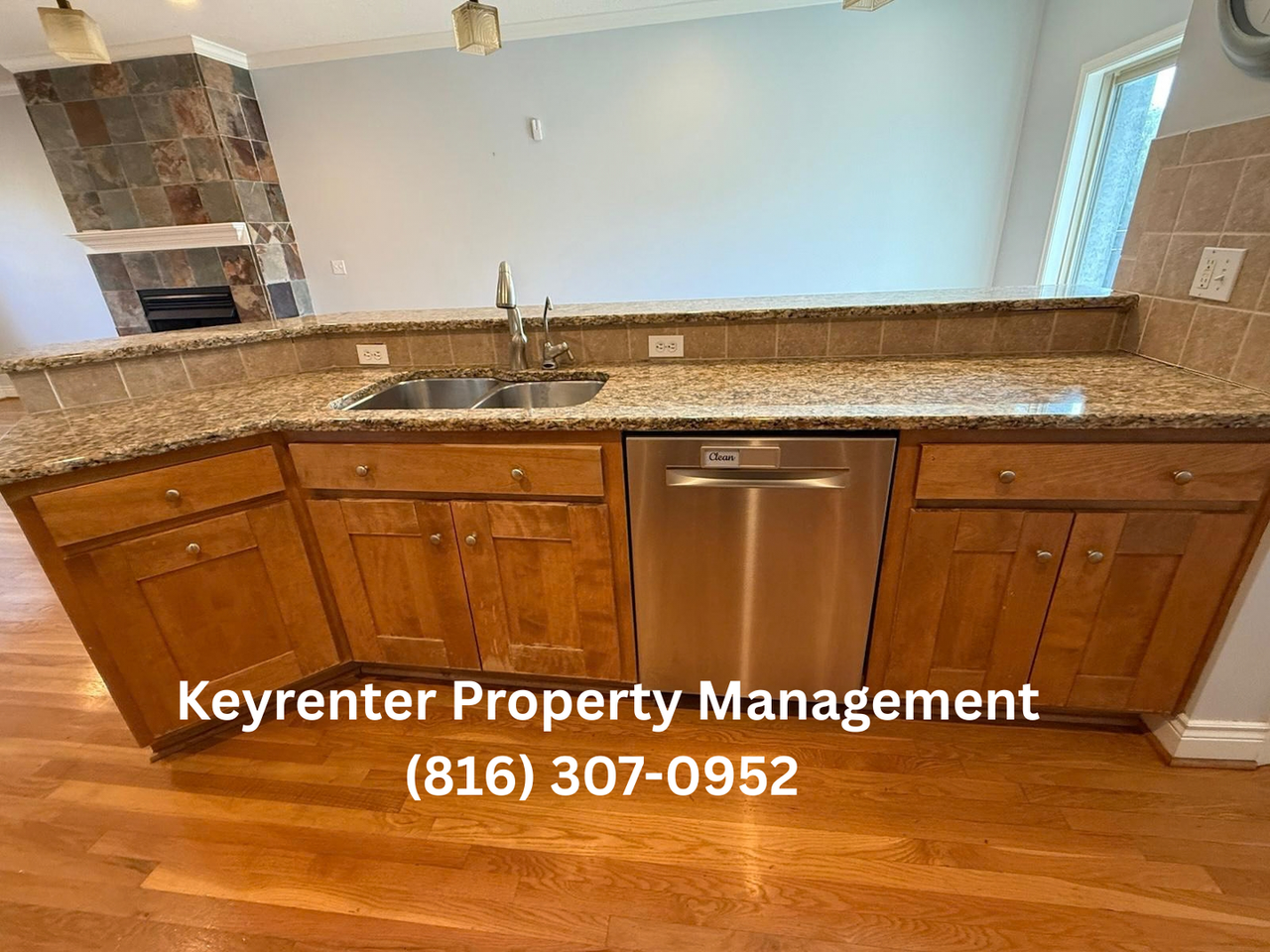 207 W 34th St - Photo 4 of 29