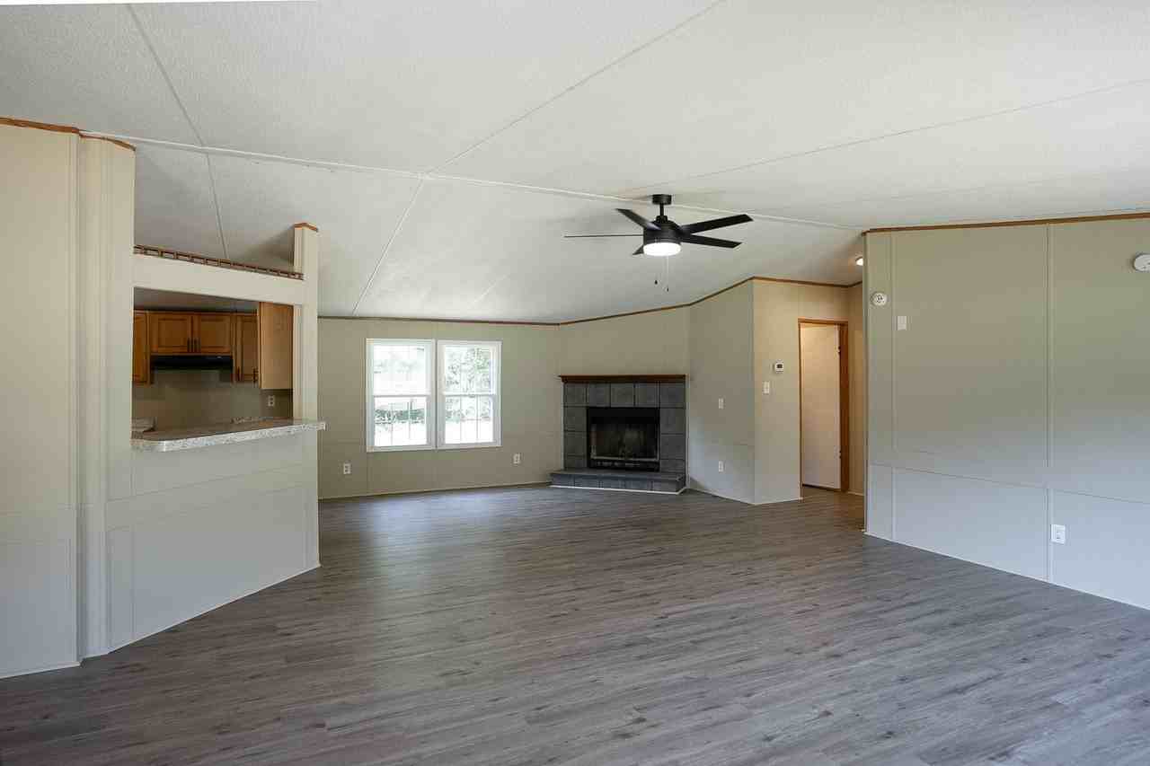 2619 Boyd Rd - Photo 2 of 34