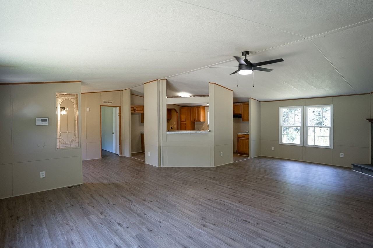 2619 Boyd Rd - Photo 3 of 34