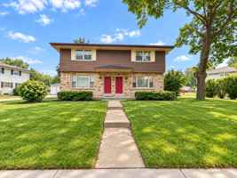 featured image of 6021 N 109th St