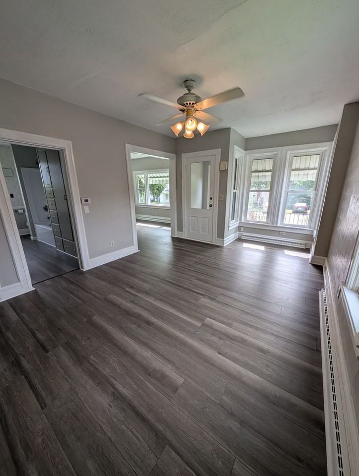 208 Crescent St - Photo 6 of 9