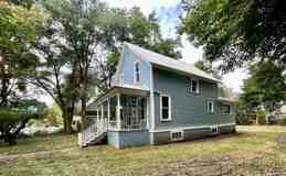 811 E 4th Ave - Photo 1 of 1