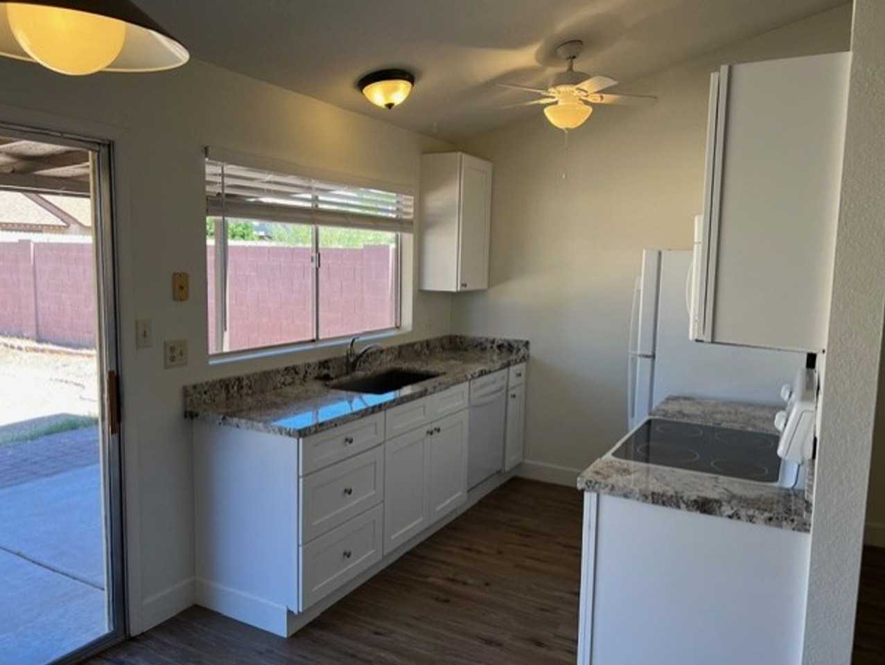 2836 E Irwin Ave - Photo 6 of 8