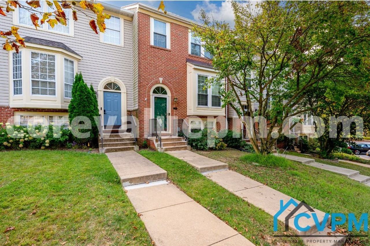7679 Blueberry Hill Ln - Photo 2 of 30