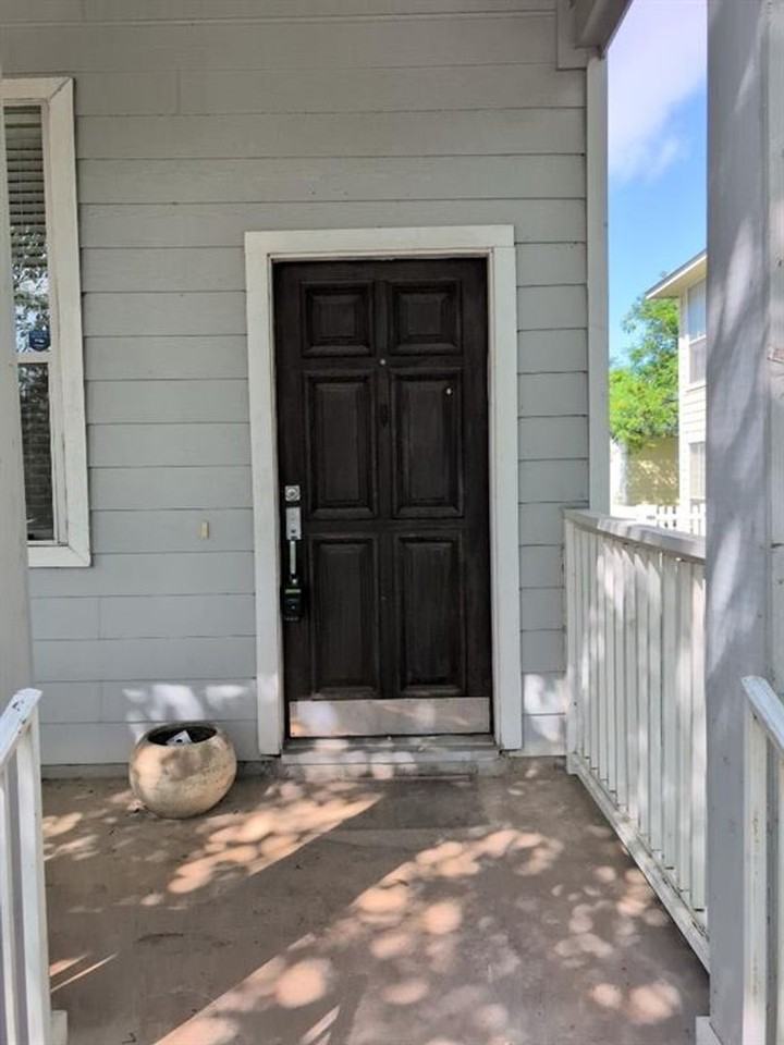 5982 Fergus - Photo 4 of 34