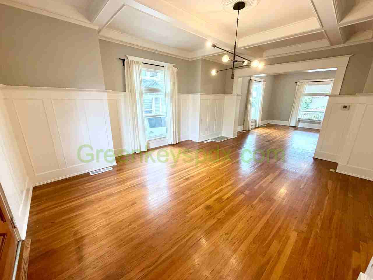 4320 Se Holgate Blvd - Photo 3 of 42