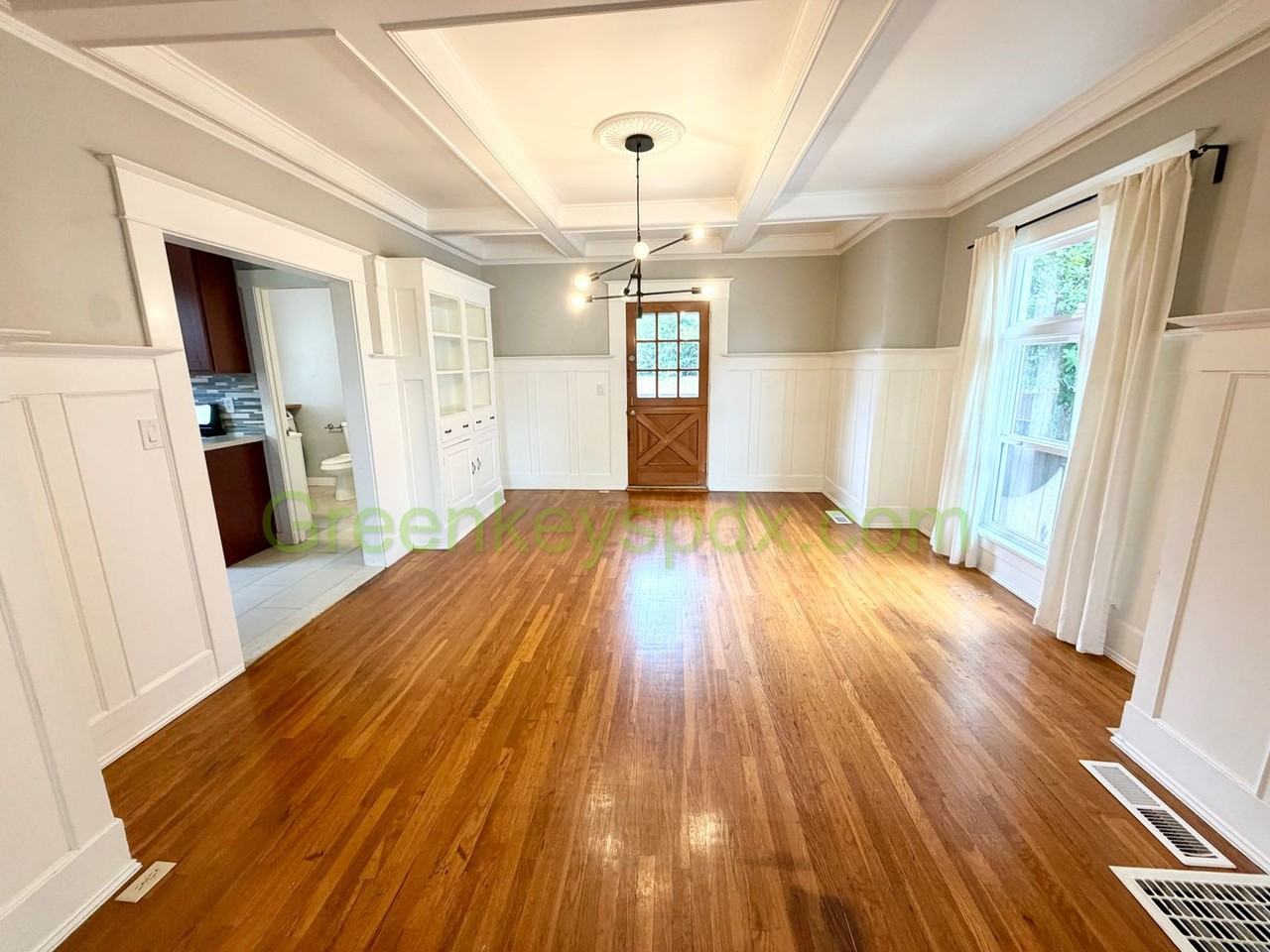 4320 Se Holgate Blvd - Photo 6 of 42