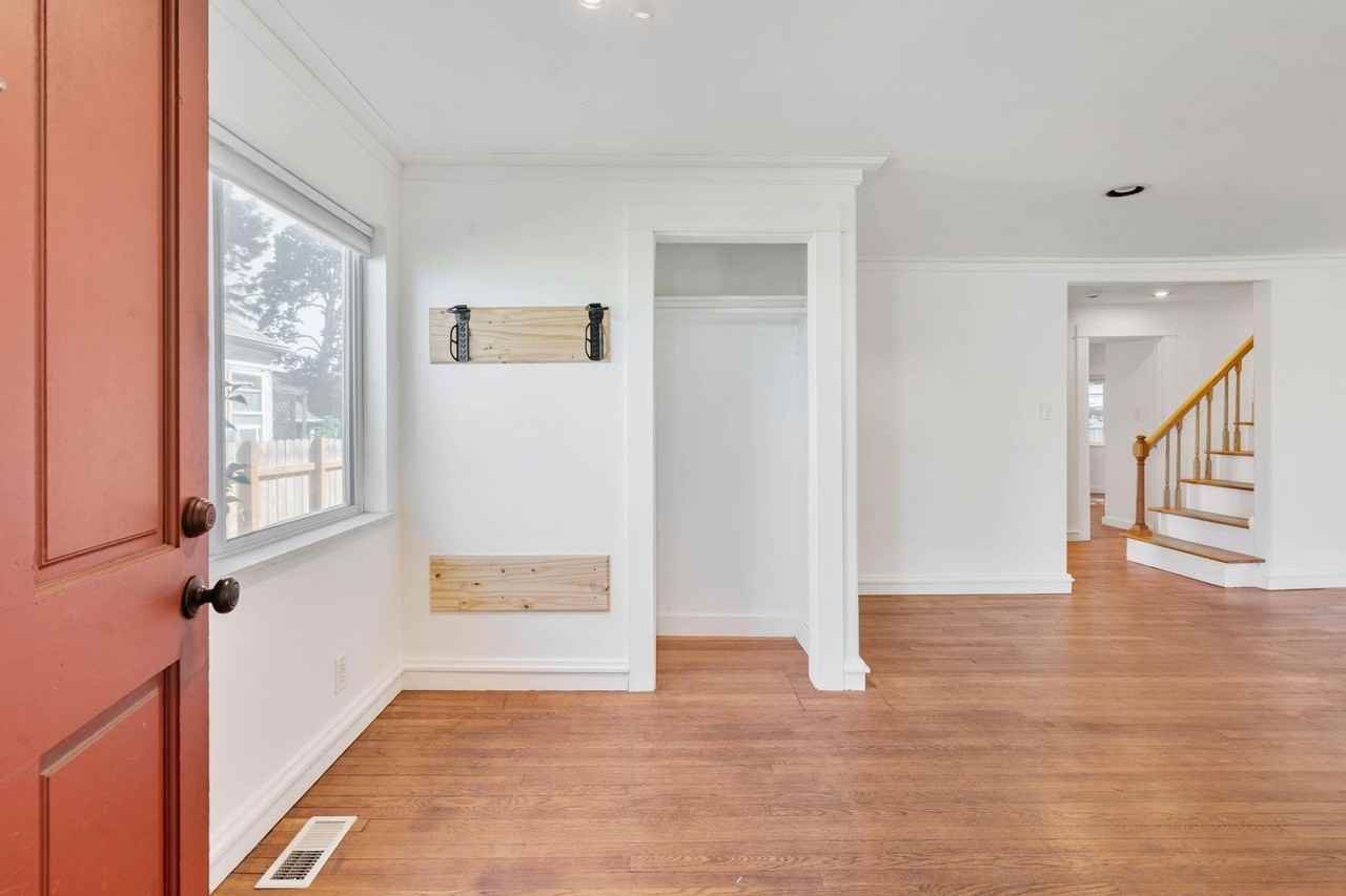 236 Ne Lombard St - Photo 5 of 41