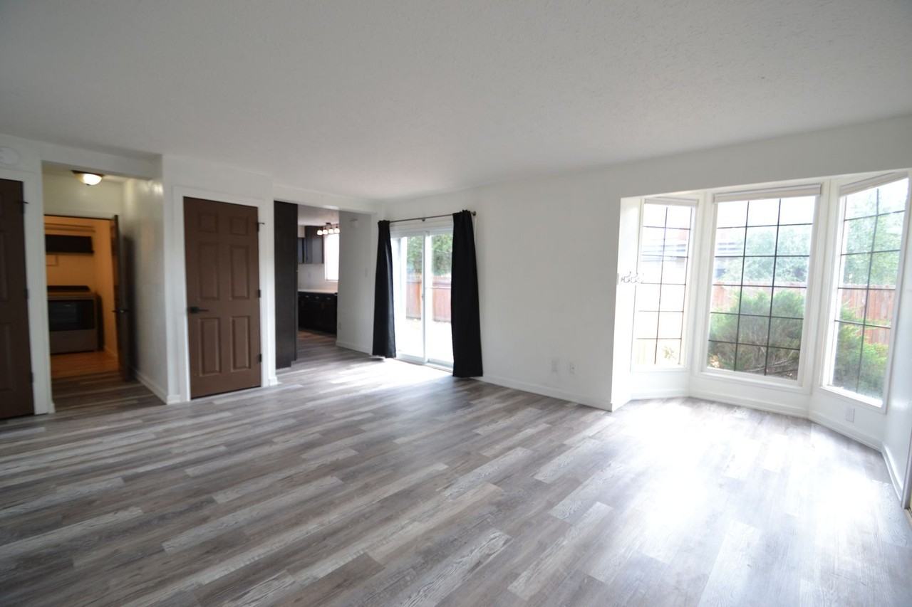 111 N 17th St - Photo 2 of 13