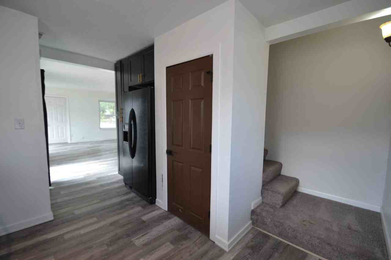 111 N 17th St - Photo 6 of 13
