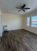 featured image of 118 W Manchester Ave