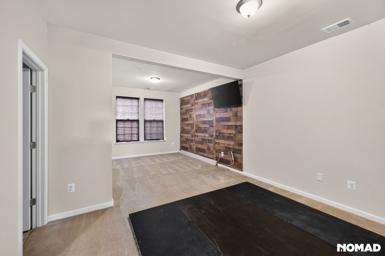 13122 Nittany Lion Cir - Photo 7 of 33