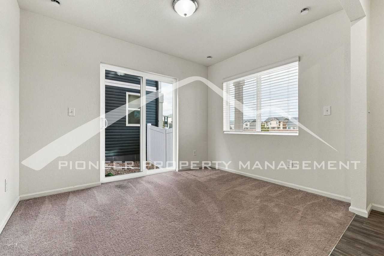 18254 E 51st Pl - Photo 4 of 27