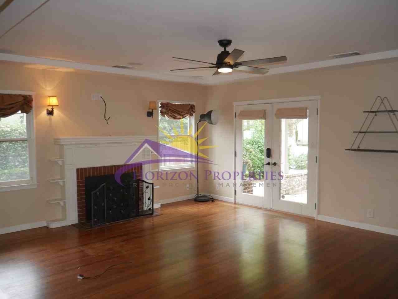 841 Robertson Way - Photo 5 of 49
