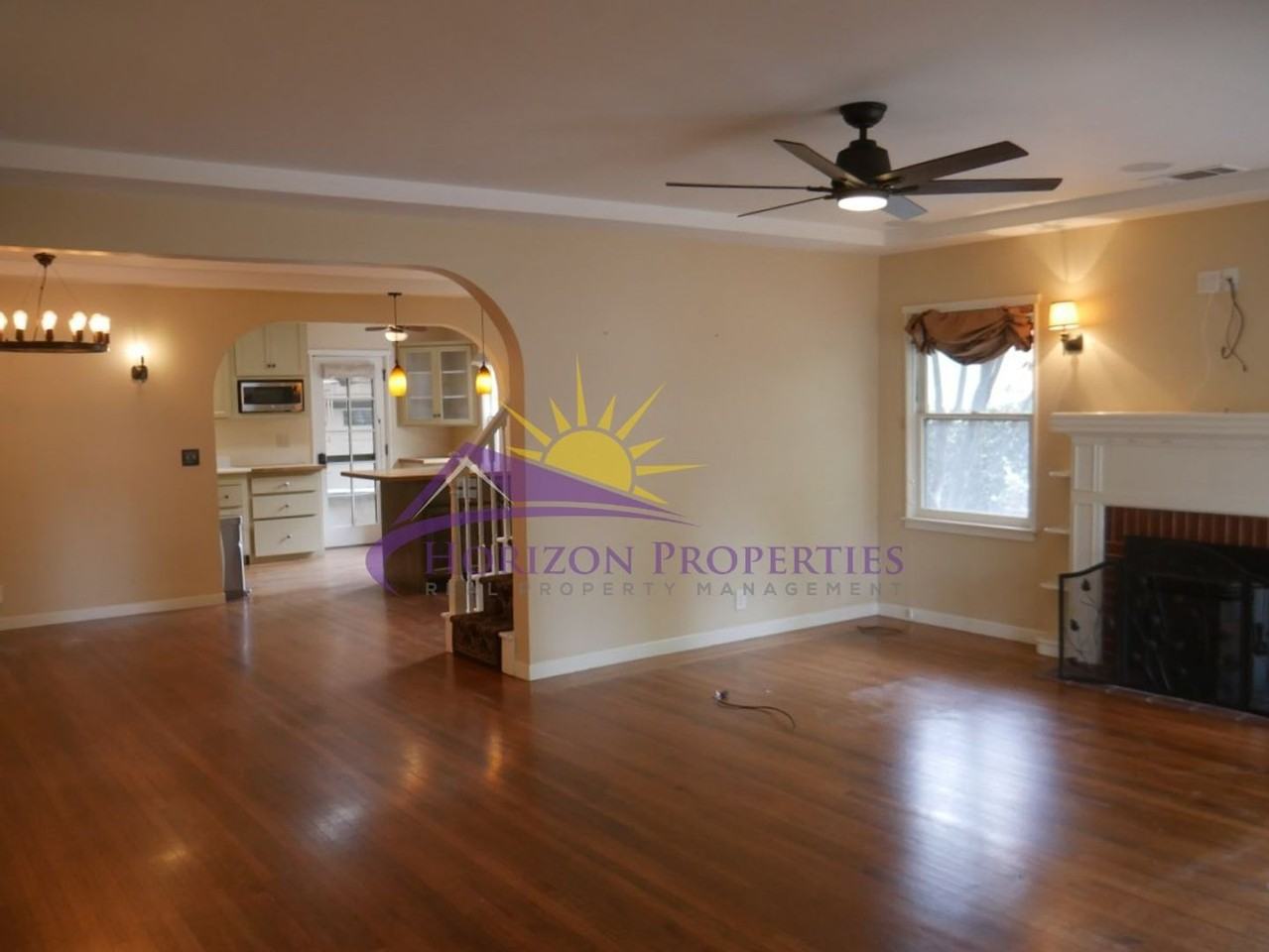 841 Robertson Way - Photo 6 of 49