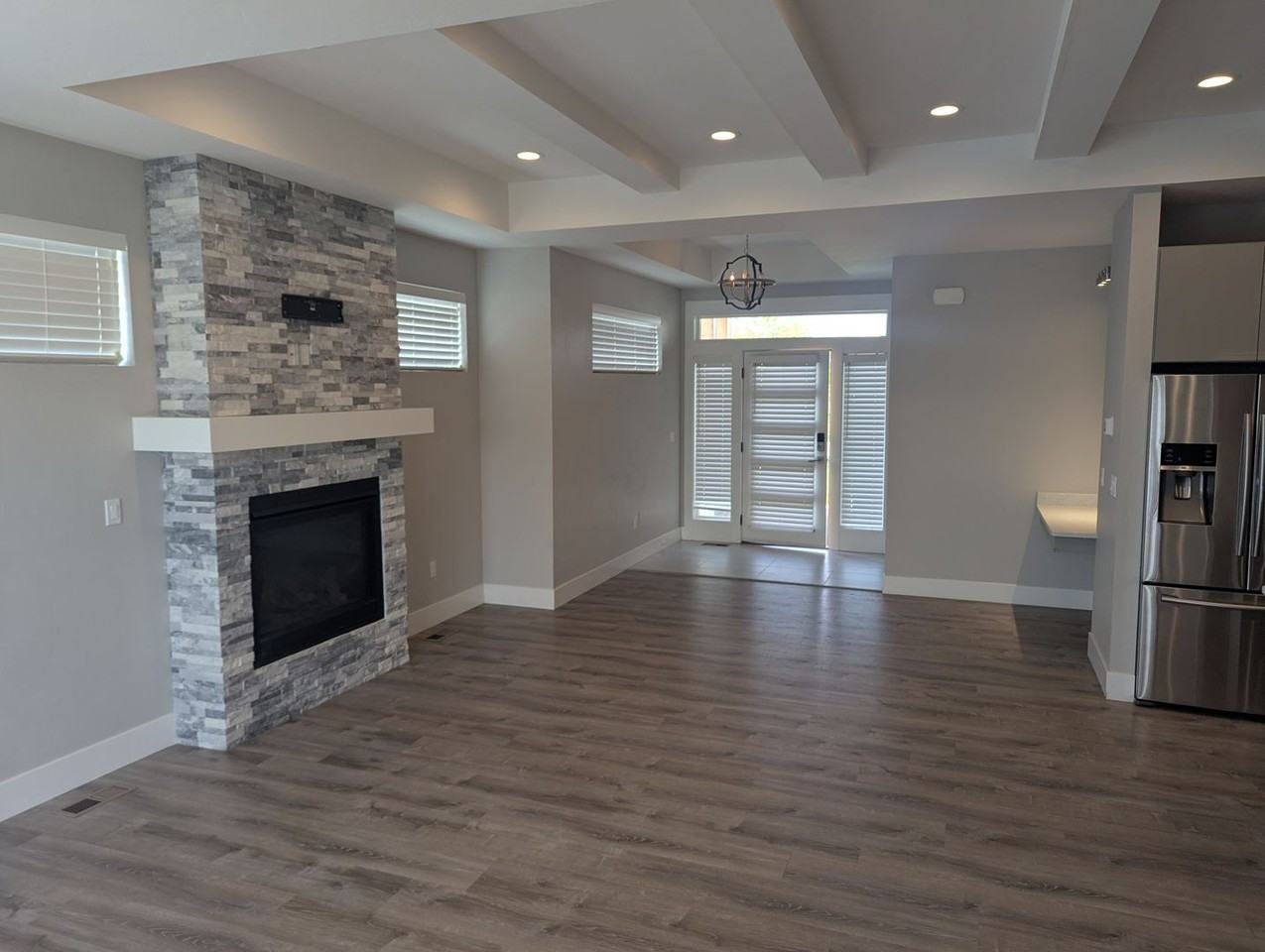 3294 W Giovanni Ln - Photo 2 of 24