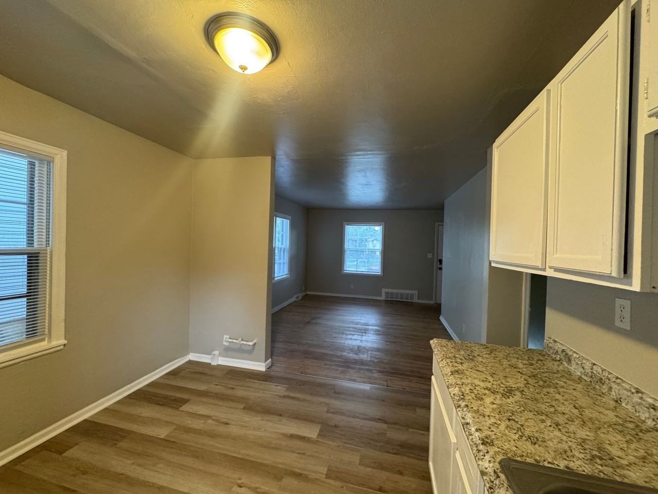 3928 N 30th St - Photo 6 of 26
