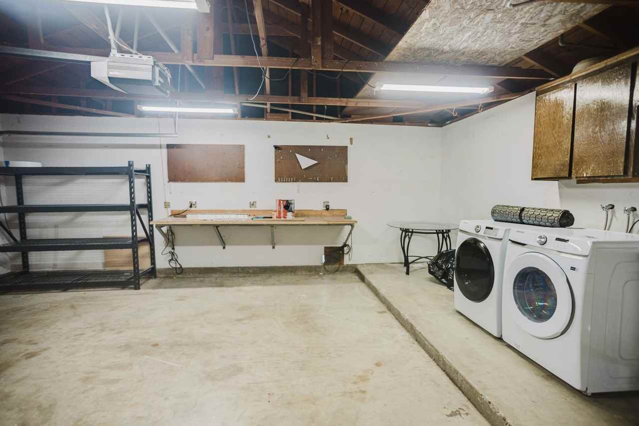 655 N Noble St - Photo 6 of 27