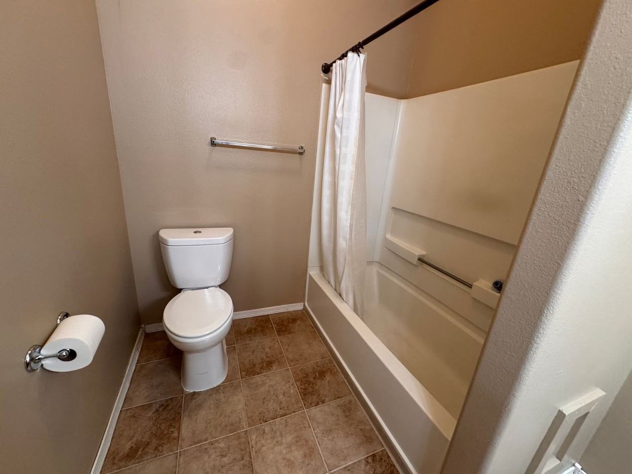 5615 5615 Dell Oeste Dr NW - Photo 7 of 12