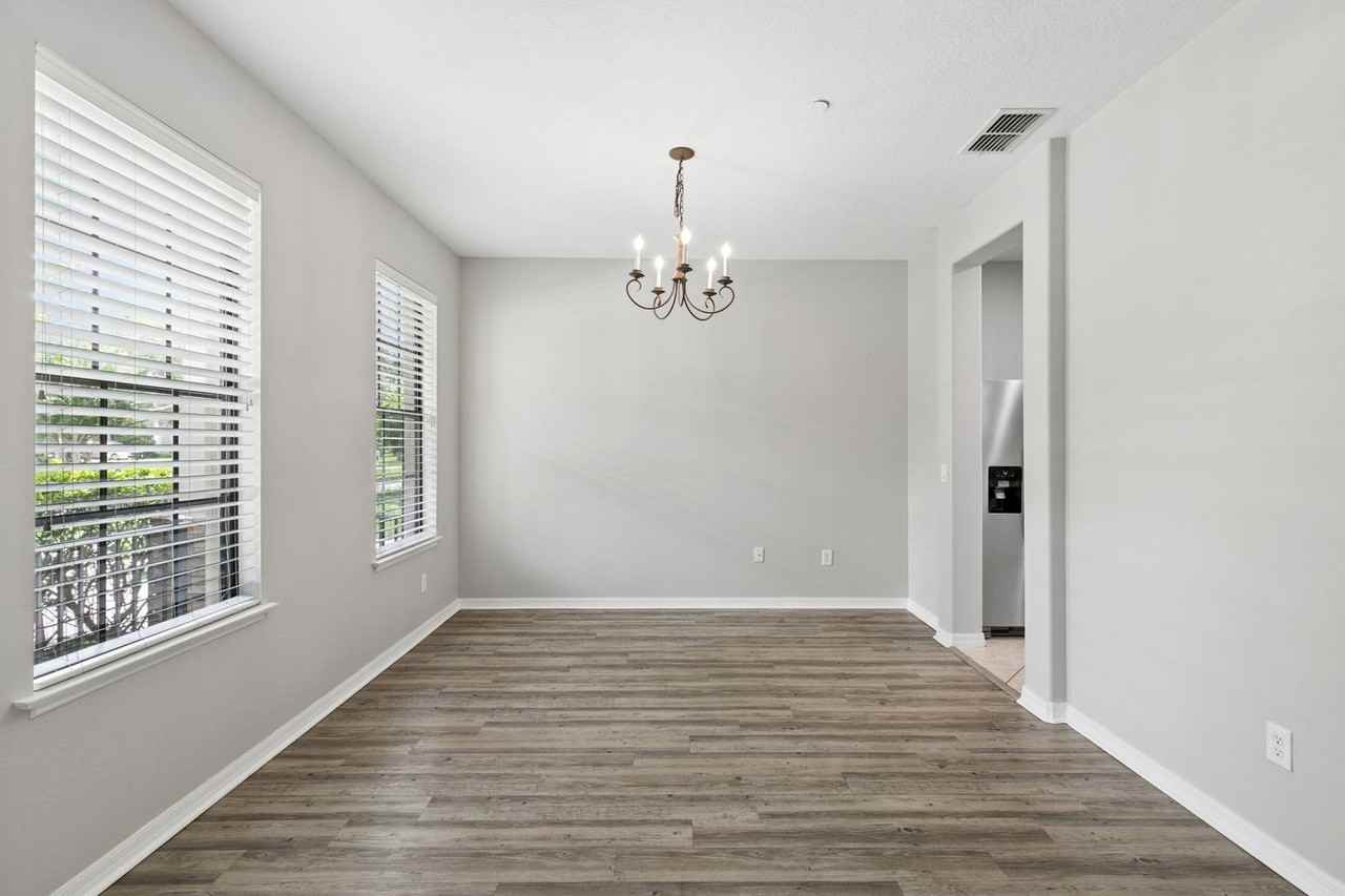 10249 Park Row Ct - Photo 6 of 50