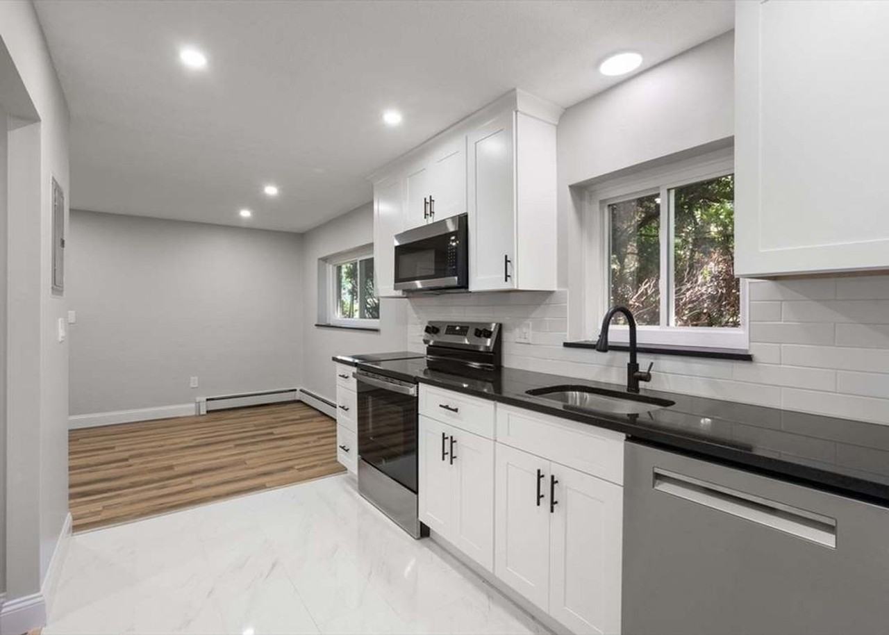 89 Walnut St - Photo 5 of 13