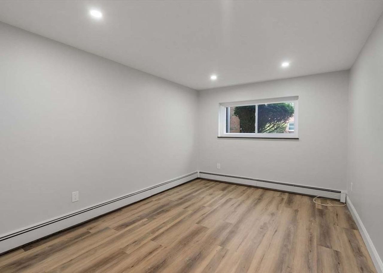 89 Walnut St - Photo 6 of 13