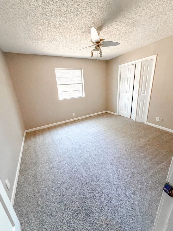 1210 Le Duke Blvd - Photo 2 of 12