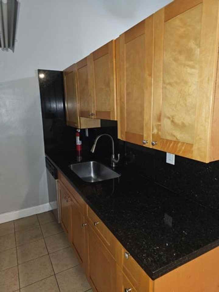 4552 Nw 185th St - Photo 3 of 13