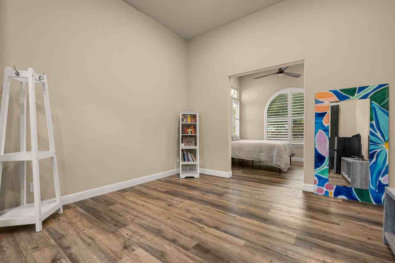 4001 Reni Ct - Photo 6 of 17
