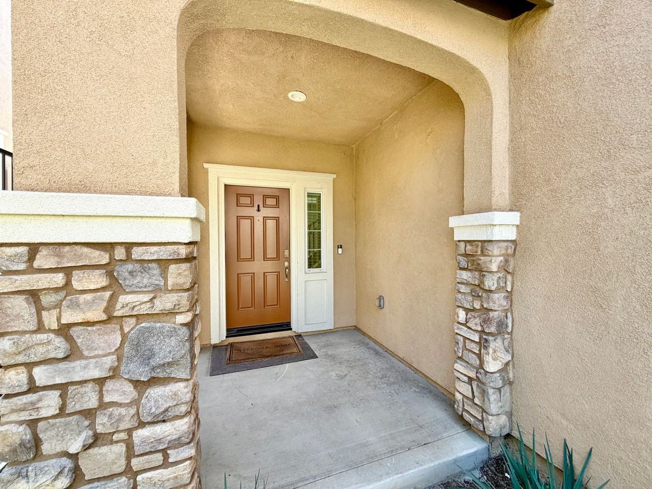 24242 Hazelnut Ave - Photo 4 of 50