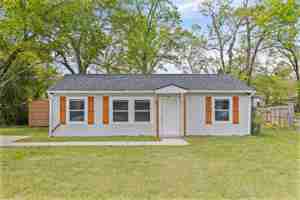 featured image of 1831 Catalina Dr