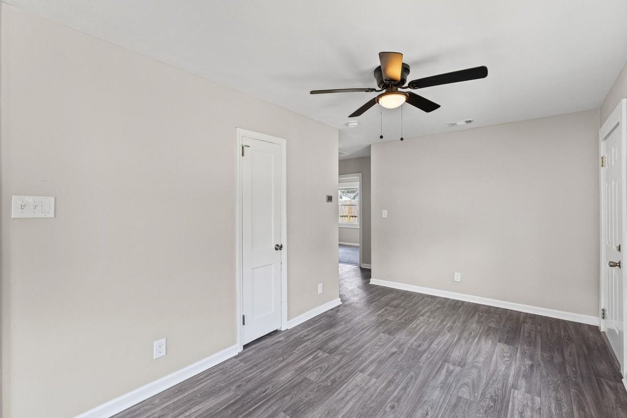 1831 Catalina Dr - Photo 7 of 26
