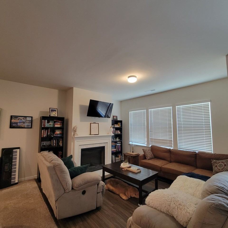 310 Cloudcroft Aly - Photo 4 of 25