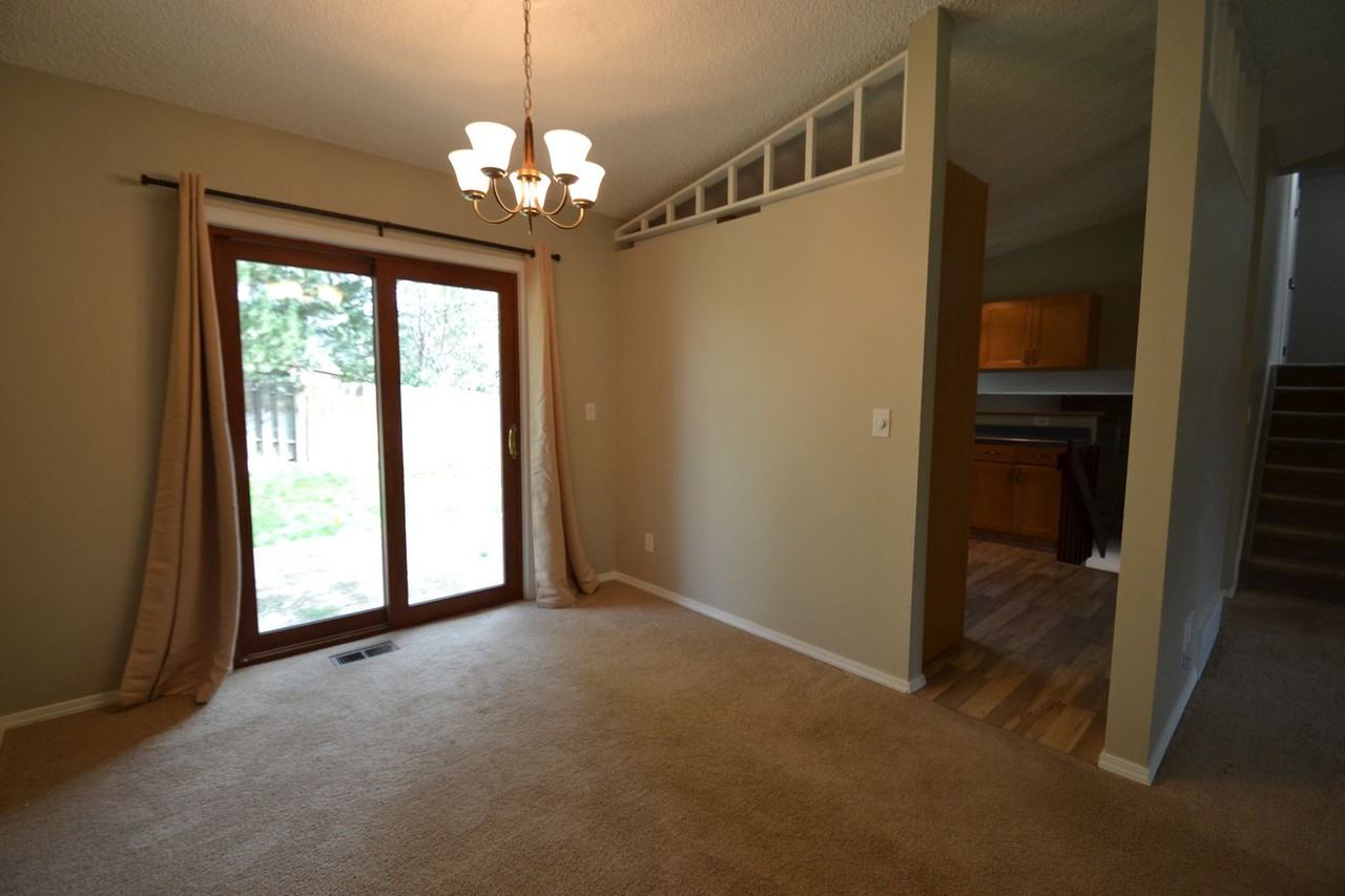 5080 Harvest Rd - Photo 4 of 19