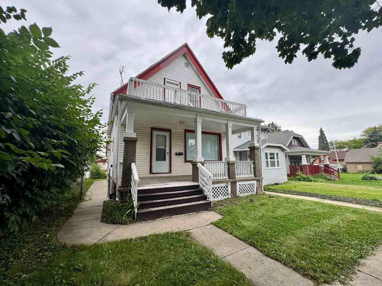 3935 N 13th St - Photo 2 of 21