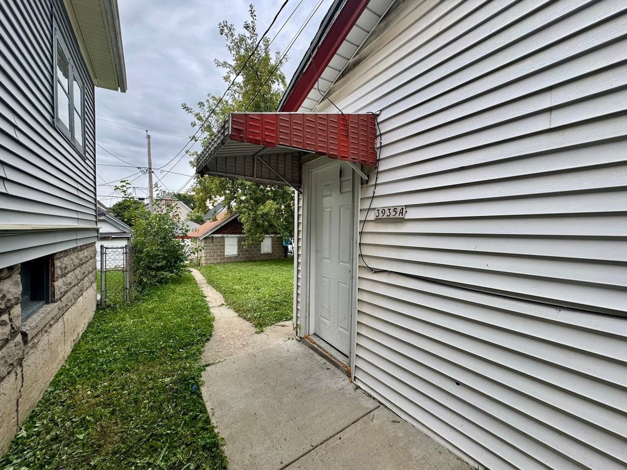 3935 N 13th St - Photo 4 of 21