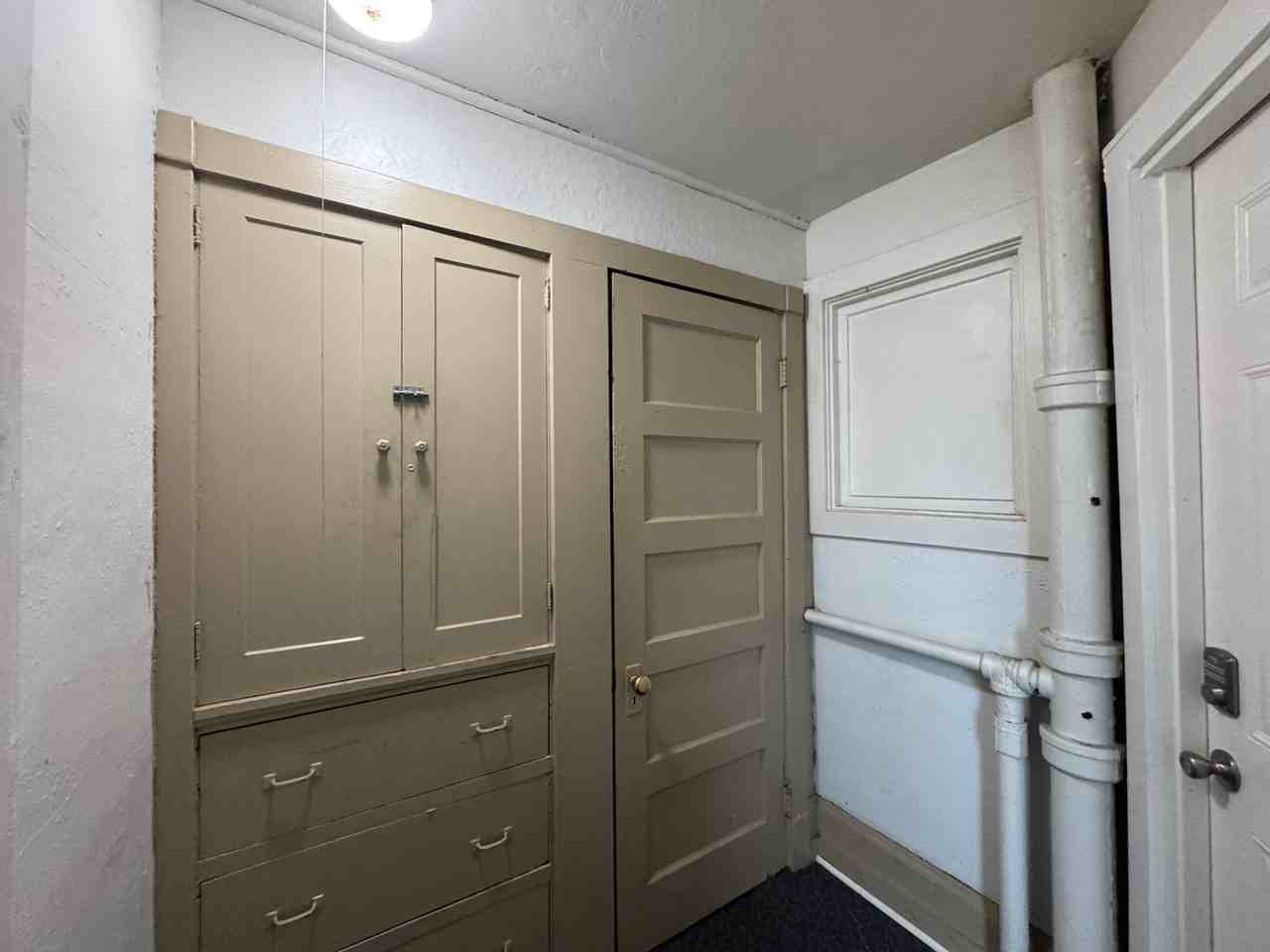 3935 N 13th St - Photo 5 of 21