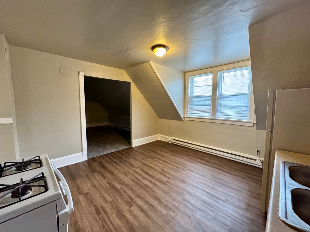 3935 N 13th St - Photo 7 of 21
