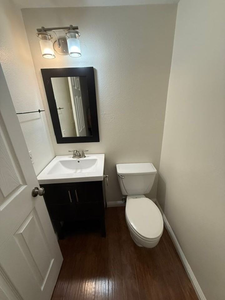4175 Amberwood Cir - Photo 6 of 18