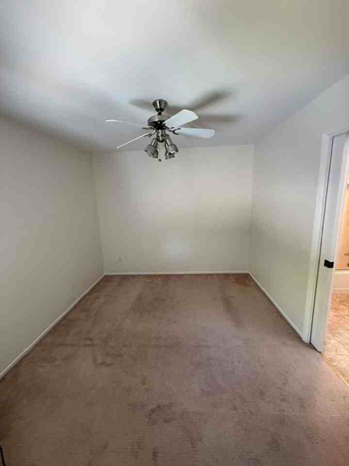 4175 Amberwood Cir - Photo 7 of 18