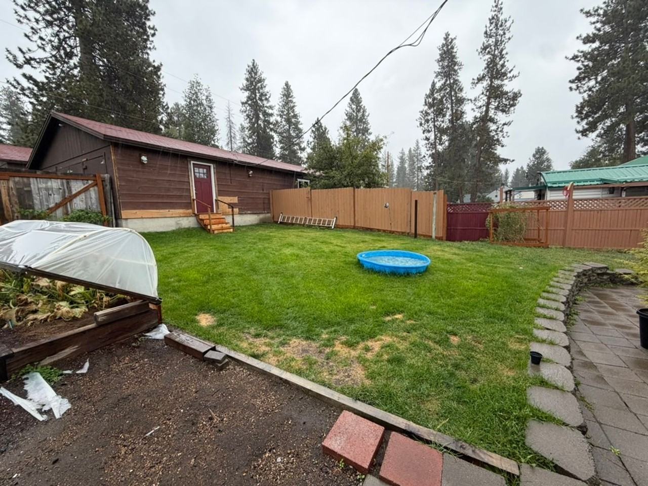 138119 Manzanita St - Photo 3 of 34