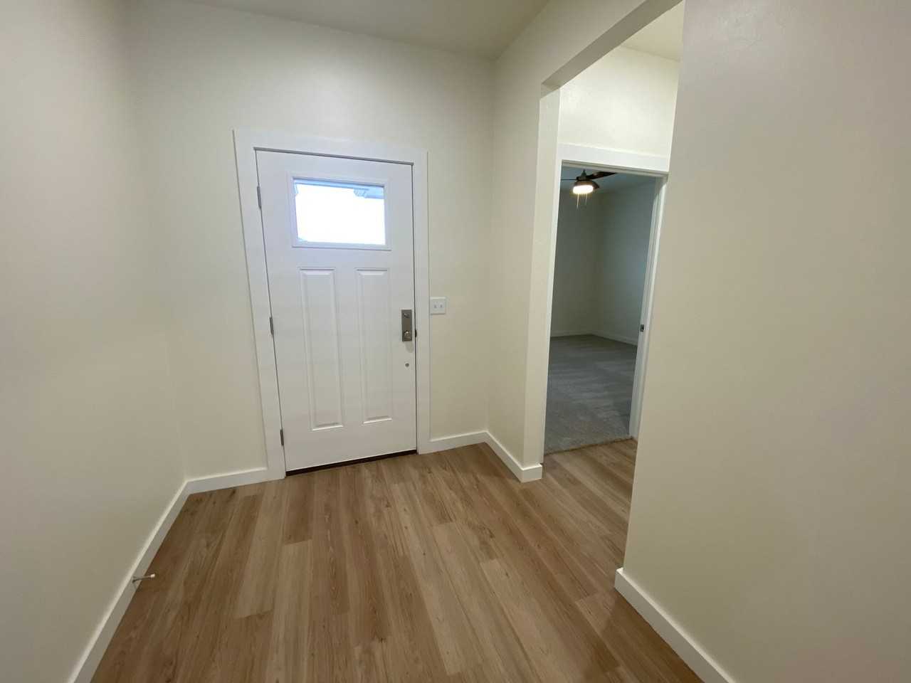 1928 Sara Vista Dr - Photo 5 of 40